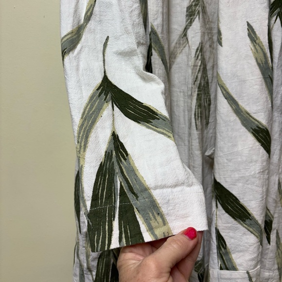 Zulu & Zephyr Ramie Boxy Cream & Green Leafy Canopy Blazer - Medium - Picture 2 of 8